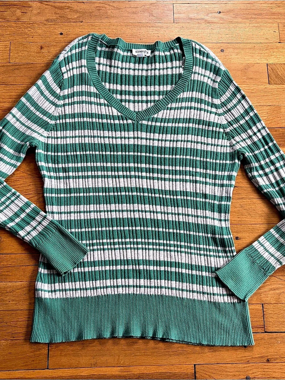 St. John’s Bay Striped V-Neck Sweater Green & Gray XL